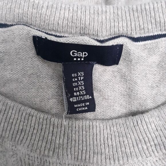 Gap sweatshirt - Picture 2 of 3